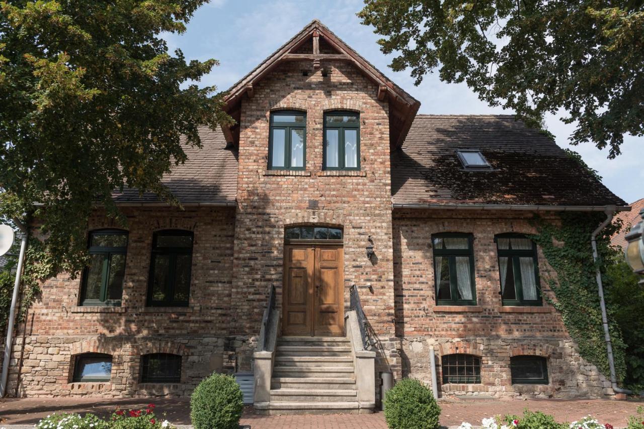 Hotel Schloss Teutschenthal Kültér fotó
